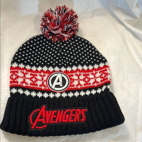 Avenger Kids Pom-Pom Beanie sock Set- Black and Red - Picture 2 of 7